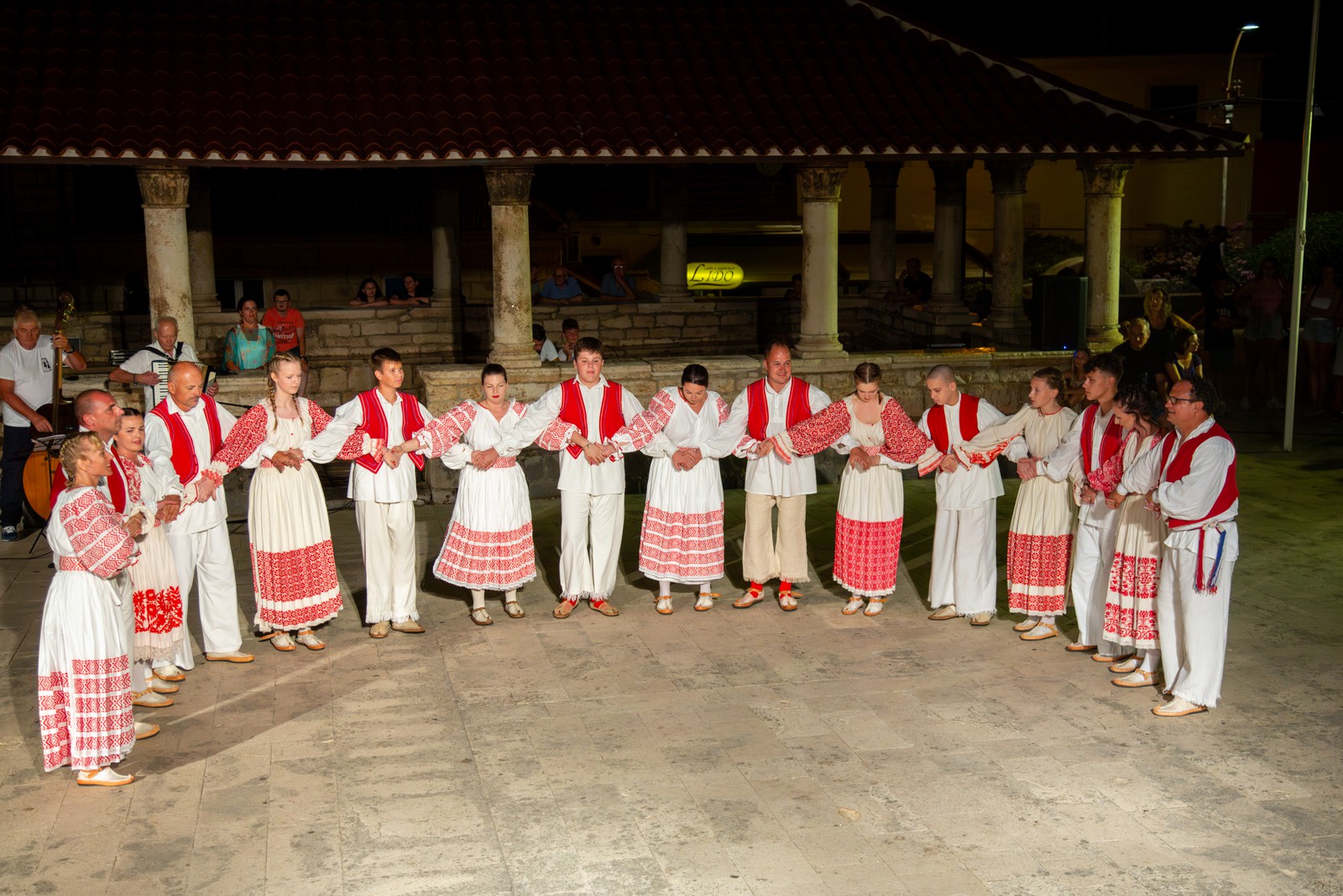 Večer folklora kolovoz 2023.